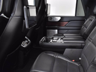 Lincoln Navigator L Reserve interior