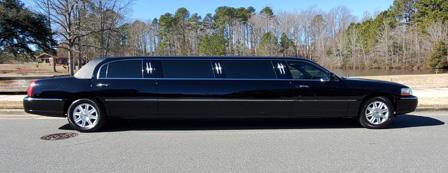 Stretch Lincoln Town Car Limo